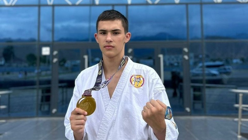 Житель Кисловодска победил в соревнованиях по рукопашному бою в Киргизии