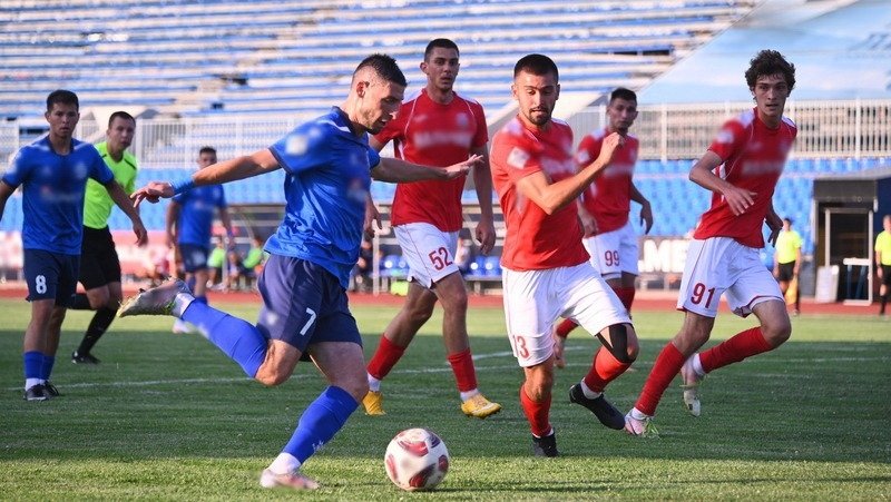 Футболисты ставропольского «Динамо» победили спартаковцев из Нальчика 