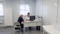 Четыре врача провели 55 консультаций на выезде в посёлке Предгорья