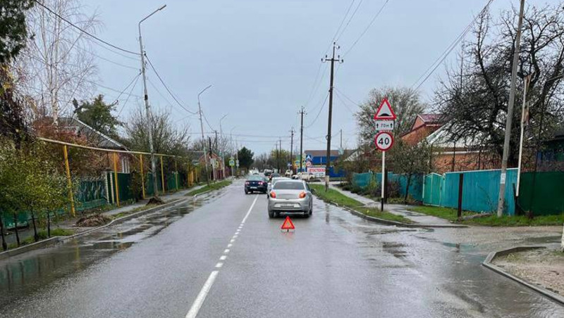Девятилетняя девочка выбежала под колёса машины в Новоалександровске