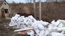 Жильцам СНТ «Зелёный яр» в Ставрополе посоветовали жаловаться в полицию на несанкционированную свалку 
