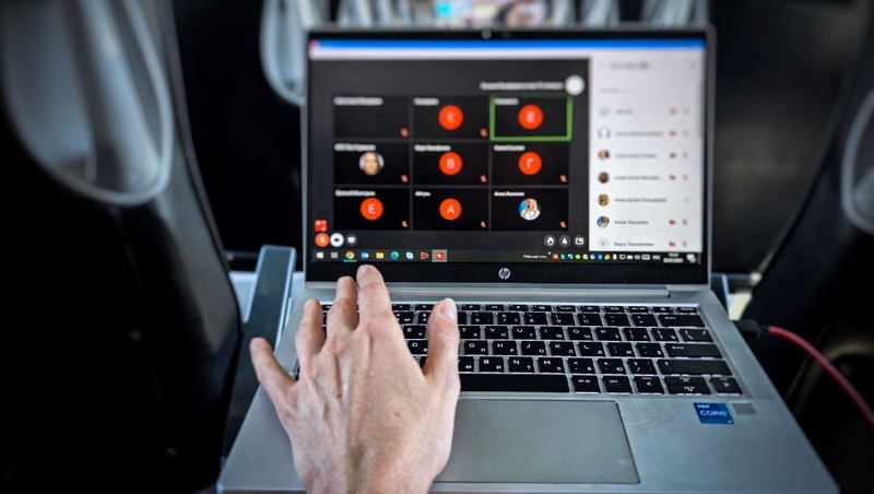 Ставропольцы стали чаще использовать искусственный интеллект во время онлайн-встреч