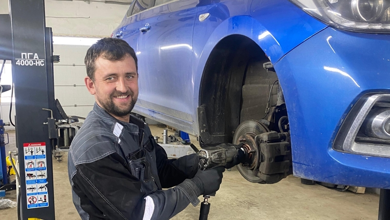 Житель Михайловска открыл автосервис благодаря соцконтракту 