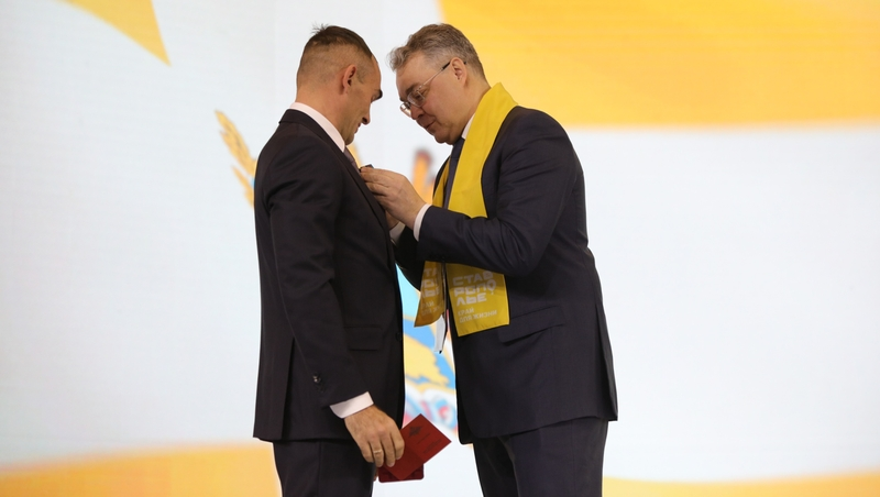 Губернатор Владимиров дал старт Дню края на выставке «Россия» в Москве