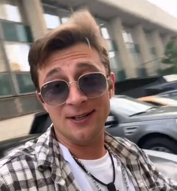 Звезда сериала «Универ» будет ведущим на модном дефиле в Георгиевске 