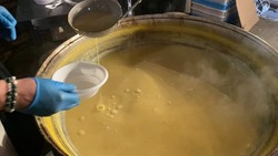 Две тысячи порций сырного супа сварили на фестивале «Cheese КМВ» в Кисловодске