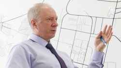 Как на Ставрополье расходуются бюджетные деньги, рассказал в подкасте «Победы26» председатель комитета госзакупок региона