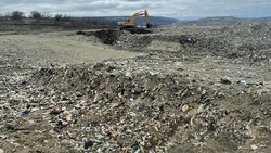 Более 5 тыс. грузовиков мусора вывезли с вековой свалки в Железноводске