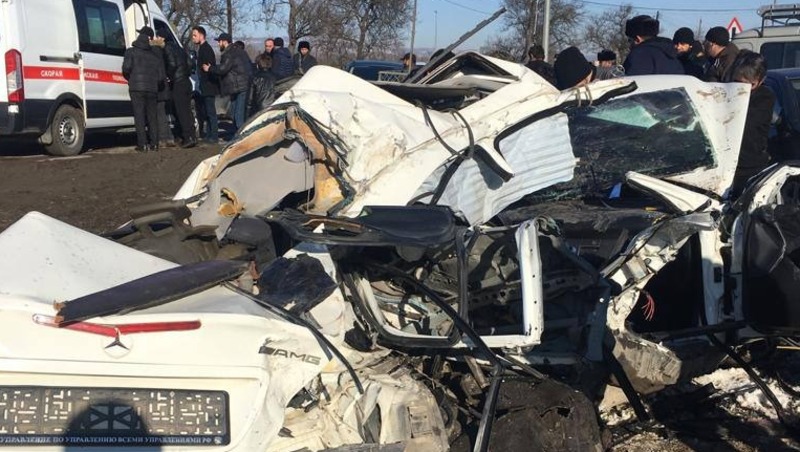 Два человека погибли в аварии в Ингушетии