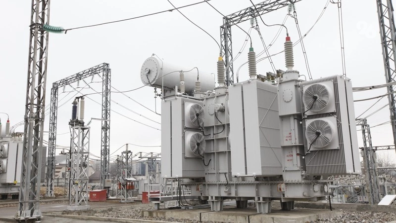 Часть зданий в Пятигорске остаются без света и газа после взрыва газозаправки