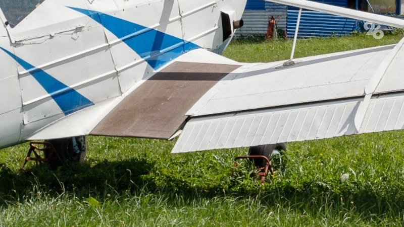 Легкомоторный самолёт аварийно приземлился в Ставропольском крае 