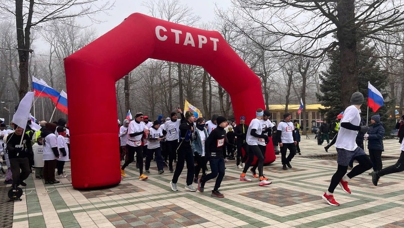 Благотворительный забег в поддержку участников СВО прошёл в Ставрополе 