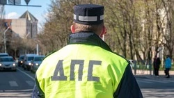 На Ставрополье ловят таксистов без специальных обозначений на машинах и ТО