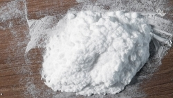 Почти 28 граммов наркотиков изъяли у жительницы Шпаковского округа