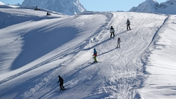 17 км новых горнолыжных трасс введут в эксплуатацию в Домбае до конца 2023 года