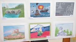 Выставка юных художников открылась в центральной библиотеке Пятигорска