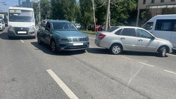 Водитель маршрутки спровоцировал тройное ДТП с пострадавшими в Ставрополе