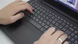 Сотрудника с аллергией на цветение могут перевести на удалёнку в России