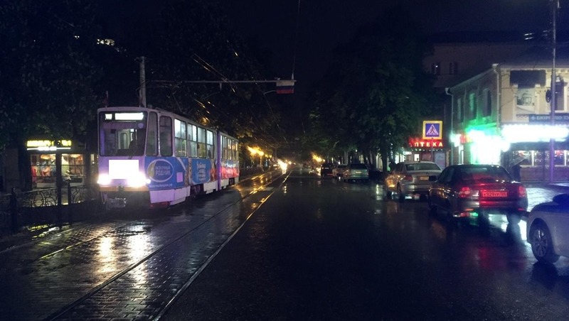 Два пешехода попали под трамвай в Пятигорске