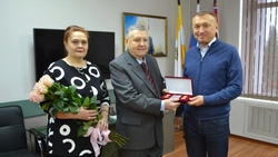 Супруги со Ставрополья получили медаль «За сохранение семейных ценностей»