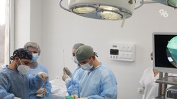 Гигантский волосяной комок удалили из желудка 33-летней пациентки хирурги минераловодской больницы 