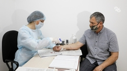 Глава минздрава Ставрополья призвал жителей края не забывать о вакцинации против COVID-19