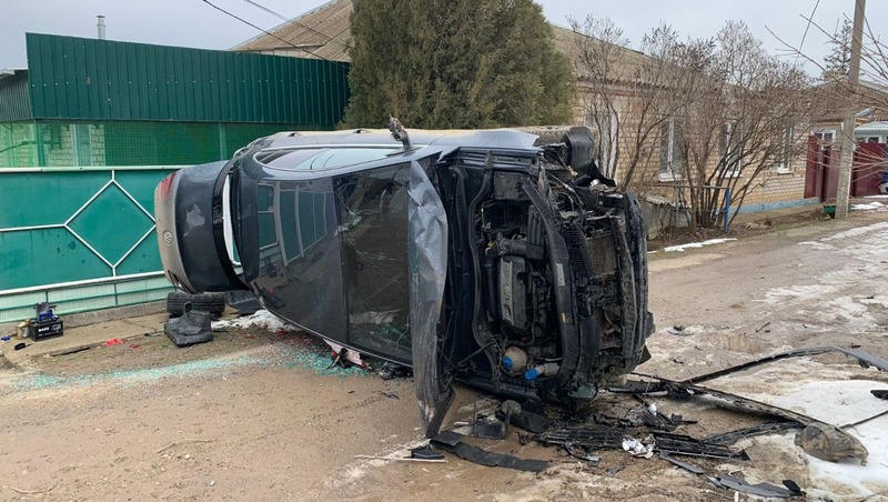 Пьяный водитель-бесправник попал в аварию на чужой машине в Арзгирском округе