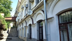 Более 3,8 млн рублей направят на капремонт первого каменного дома Ставрополя