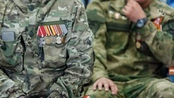 Четвероклассник из Арзгира передал бойцам СВО посылку к 23 февраля 