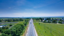 До конца 2024 года в КЧР обновят 21 км дорог и два моста