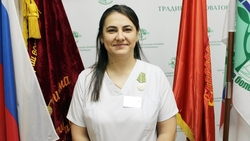 Медсестру ставропольской краевой больницы наградили медалью «За помощь фронту» 