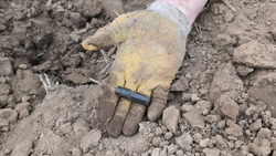 Поисковики Ставрополья благодаря медальону нашли блиндаж с останками 32 солдат