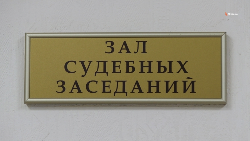 В суды Ставрополья пытались пронести топор и зонты со скрытым холодным оружием