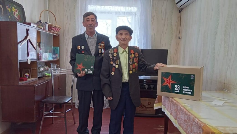 Столетних ветеранов Великой Отечественной войны поздравили в Кочубеевском округе