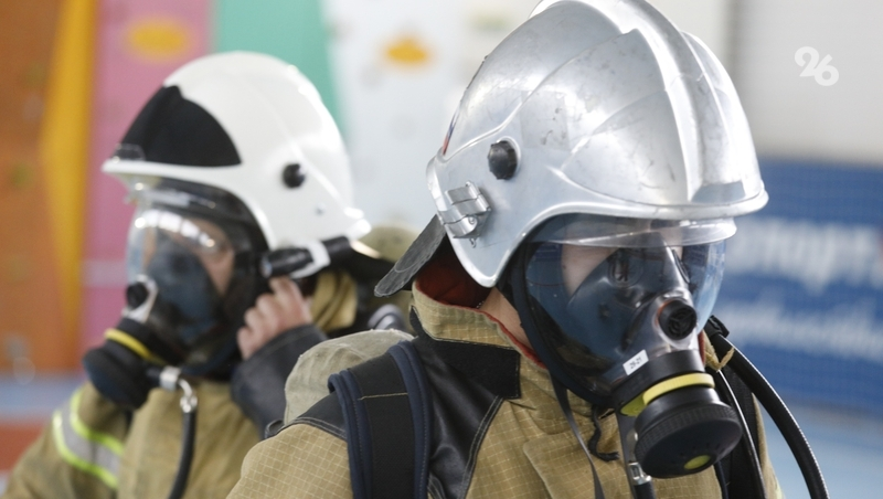 Ставропольские спасатели участвуют в тушении пожара на краснодарской нефтебазе