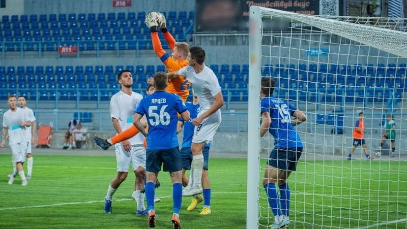 Футболисты ставропольского «Динамо» сыграли вничью с гостями из Таганрога 