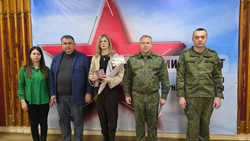 Семи семьям Предгорного округа передали посмертные награды бойцов