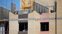 В 2022 году в новые квартиры из аварийного жилья переедут 60 жителей Кировского округа