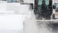 Около 80 единиц спецтехники расчищали дороги Ставрополя ночью