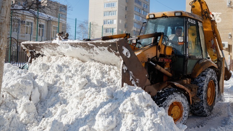 Три новых машины для расчистки дорог хотят купить в Ставрополе