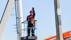 Энергетики обеспечили электричеством 19 новых домов в Предгорном округе