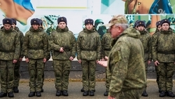 «В моей семье все служили, и я пойду»: около 90 новобранцев отправились в армию со Ставрополья