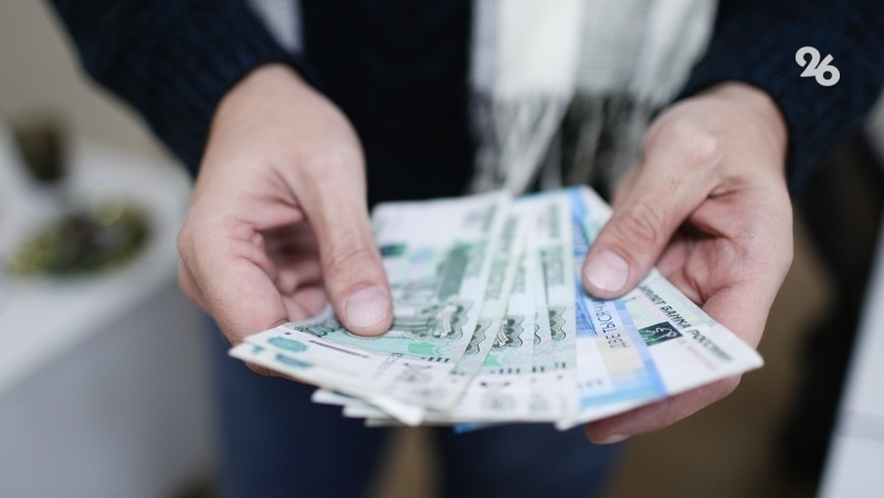 Водитель из КЧР наказан за трюкачество пассажиров