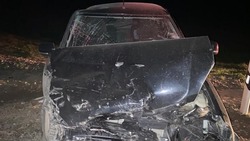 Водитель Lada Priora спровоцировал аварию с двумя пострадавшими на трассе в Будённовском округе
