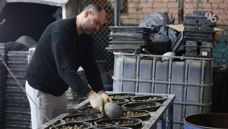 Долговечная, монолитная и востребованная: ставрополец запустил производство плитки из кевларобетона благодаря соцконтракту