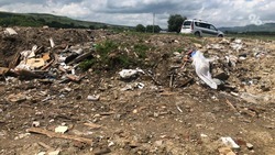 Со стихийной свалки на Ставрополье вывезли 132 тонны мусора