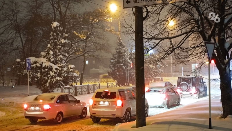 К активной уборке снега призвали коммунальные службы в правительстве Ставрополья