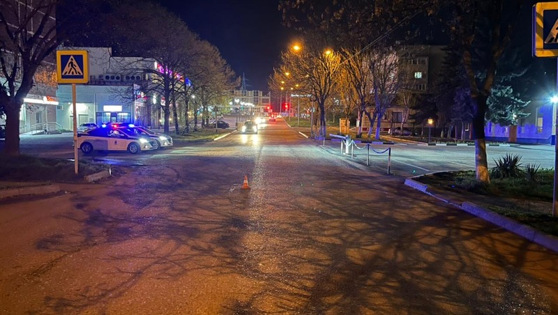 Лихач в Ессентуках сбил ребёнка на пешеходном переходе и скрылся с места ДТП