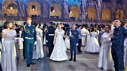 Воспитанники военно-патриотического клуба Кисловодска приняли участие в Кремлёвском кадетском балу