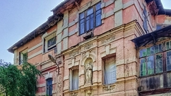 Почти все жильцы аварийного «Масонского дома» расселены